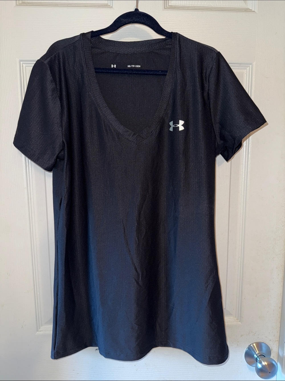 Under Armour Top NWT